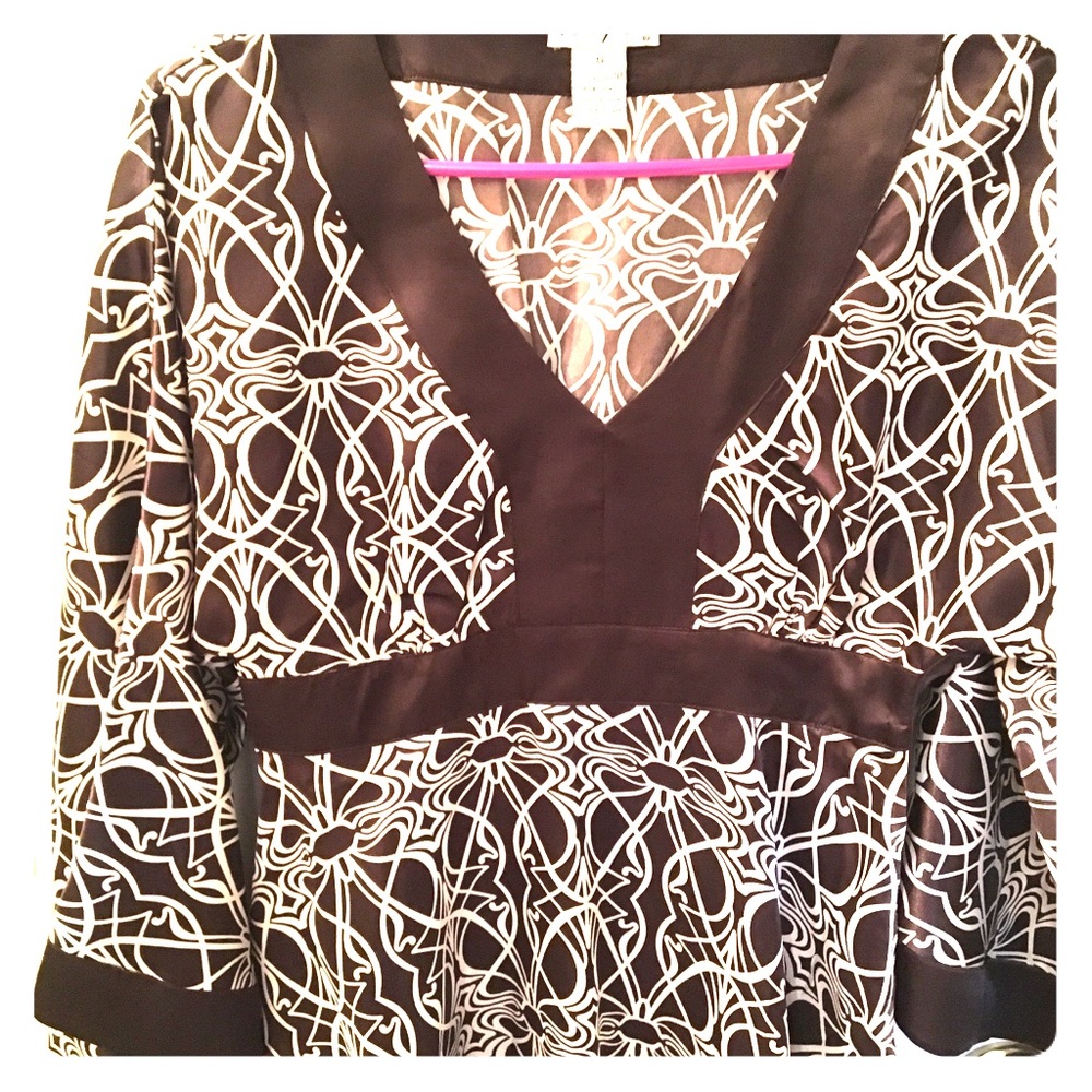 LAST CHANCE SALE! 🌸 Ultra Pink Ladies top